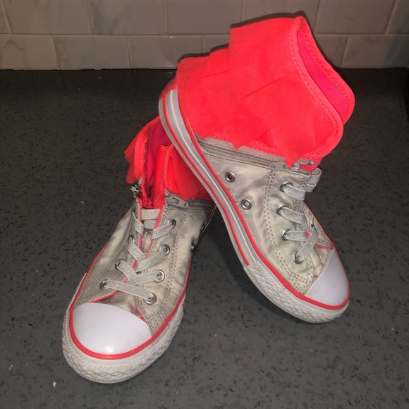 converse with ruffles